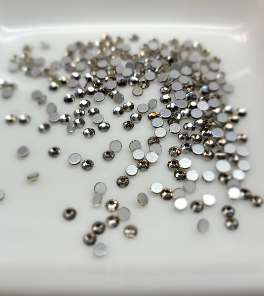 Black Diamond Rhinestones SS8