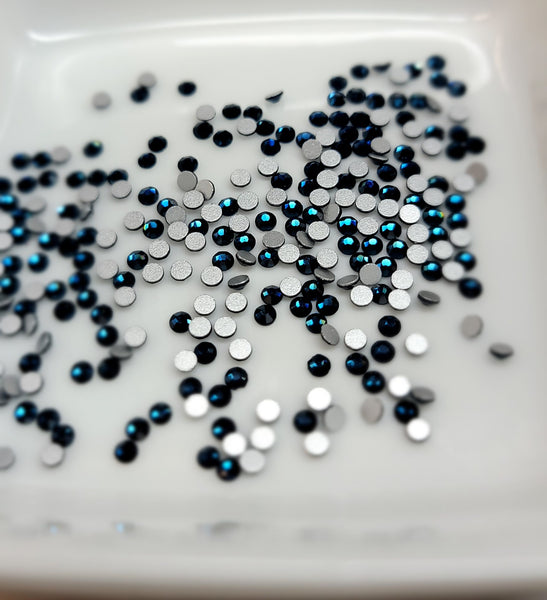 Montana Rhinestones SS8